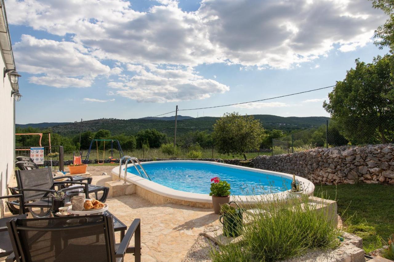 Holiday Home Sego With Private Pool Veliki Brocanac Exterior photo